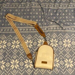 Wrangler Cream and Brown Crossbody Bag